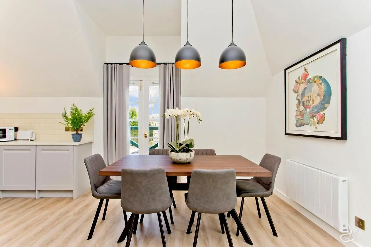 Newly Reno'D 2 Bed With Free Parking Διαμέρισμα Εδιμβούργο