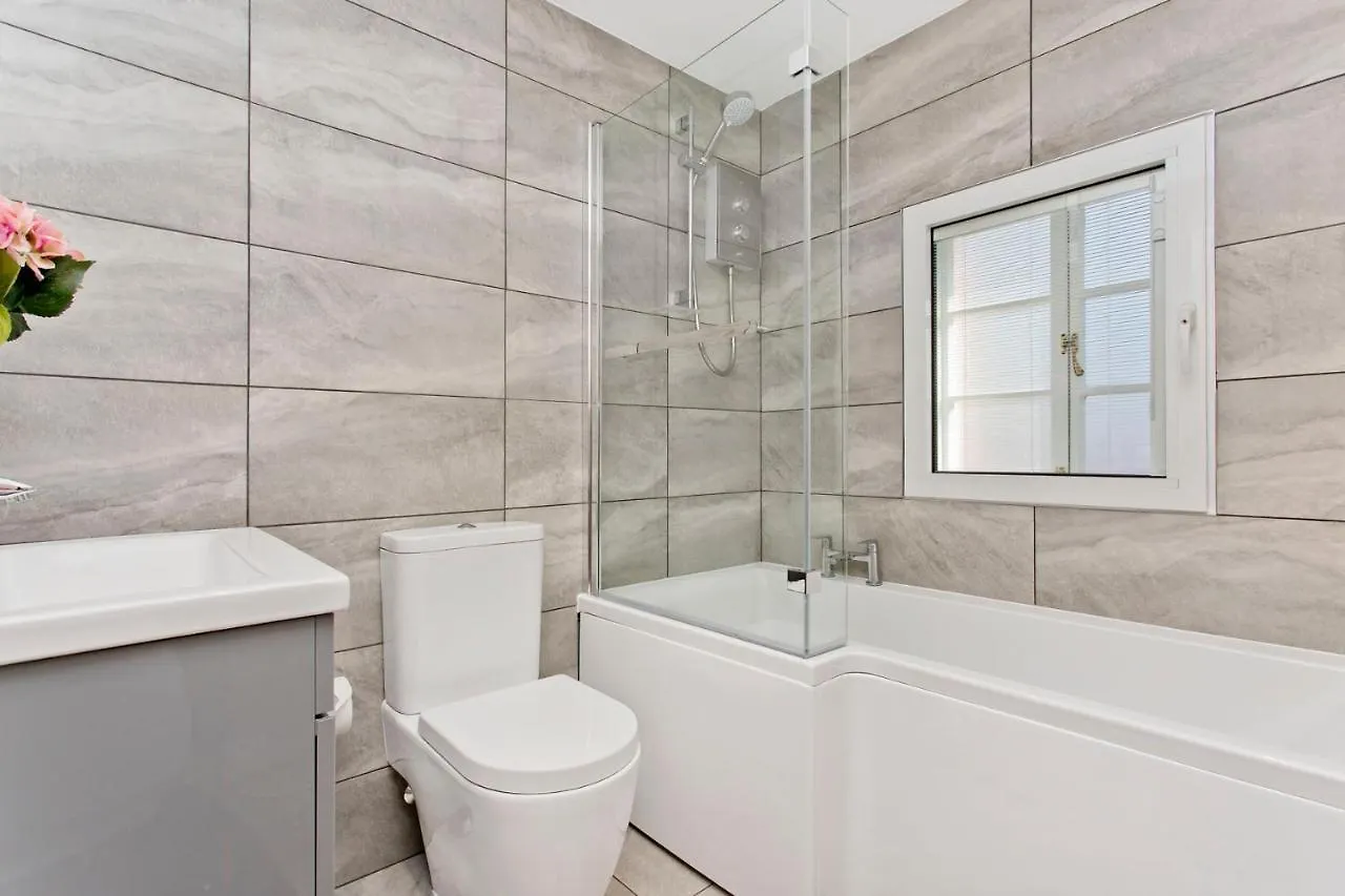 Newly Reno'D 2 Bed With Free Parking Διαμέρισμα Εδιμβούργο 0*,