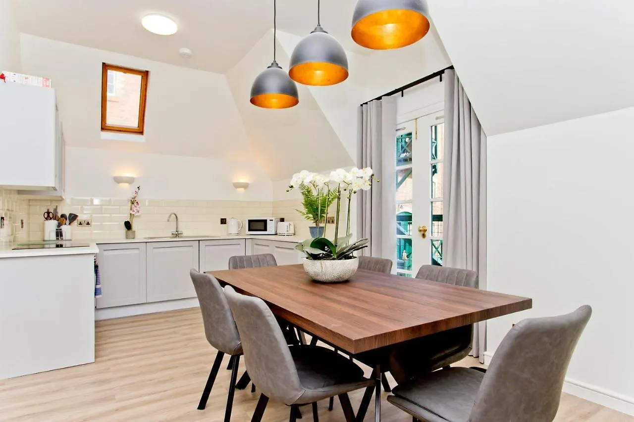 Newly Reno'D 2 Bed With Free Parking Διαμέρισμα Εδιμβούργο